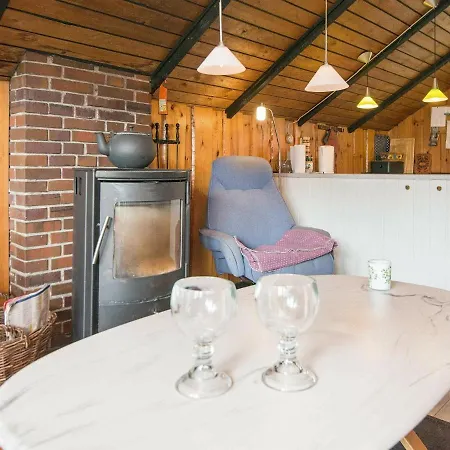 6 Person Holiday In Toftlund *